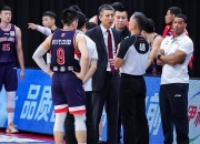 九游体育网页版-新疆男篮遭遇广州队，实力均衡充满对抗(新疆广东队的男篮比赛)