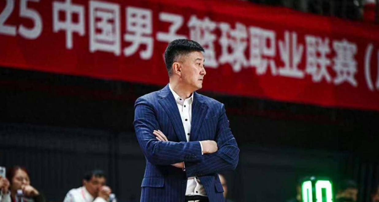 CBA球员合练备战新赛季，誓取辉煌成就的简单介绍