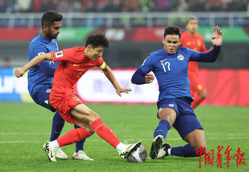 关于世预赛：国足主场大胜新加坡队，终结五场不胜的信息