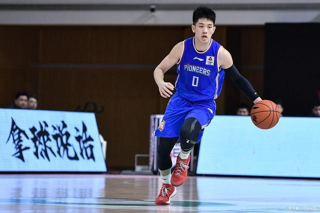 包含贺希宁23分深圳胜山东林庭谦13+11天津胜吉林的词条