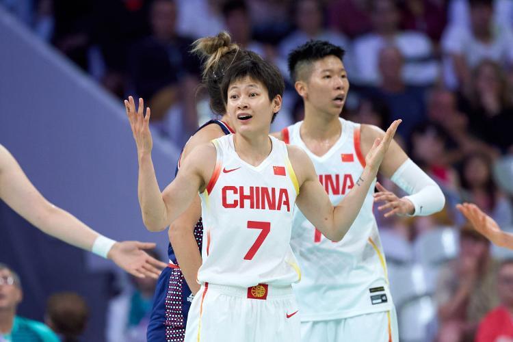 九游体育-女篮卫冕最大短板暴露：三分21中4外线狂输18分若碰日澳该咋办的简单介绍
