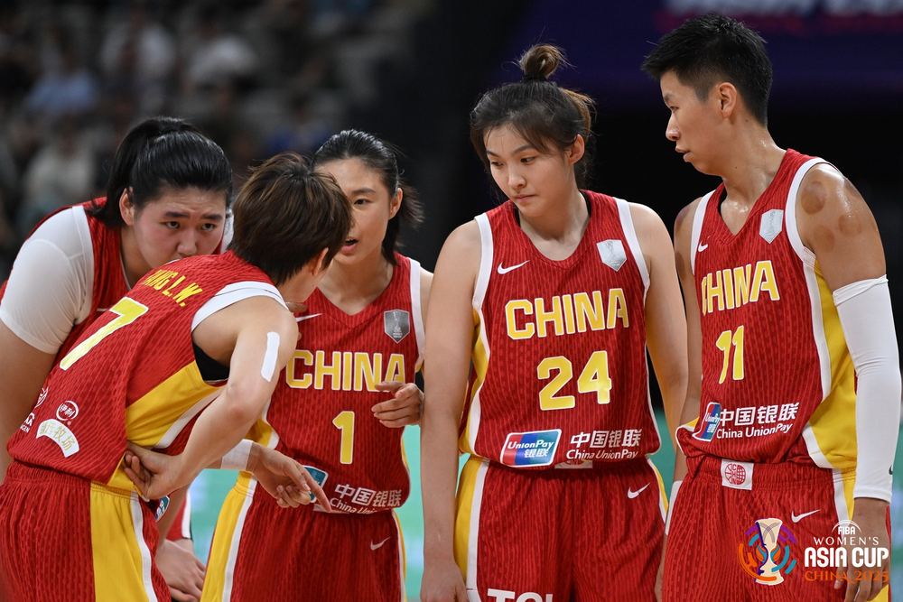 包含中国篮球之队：中国女篮已启程前往合肥备战中日二番战的词条